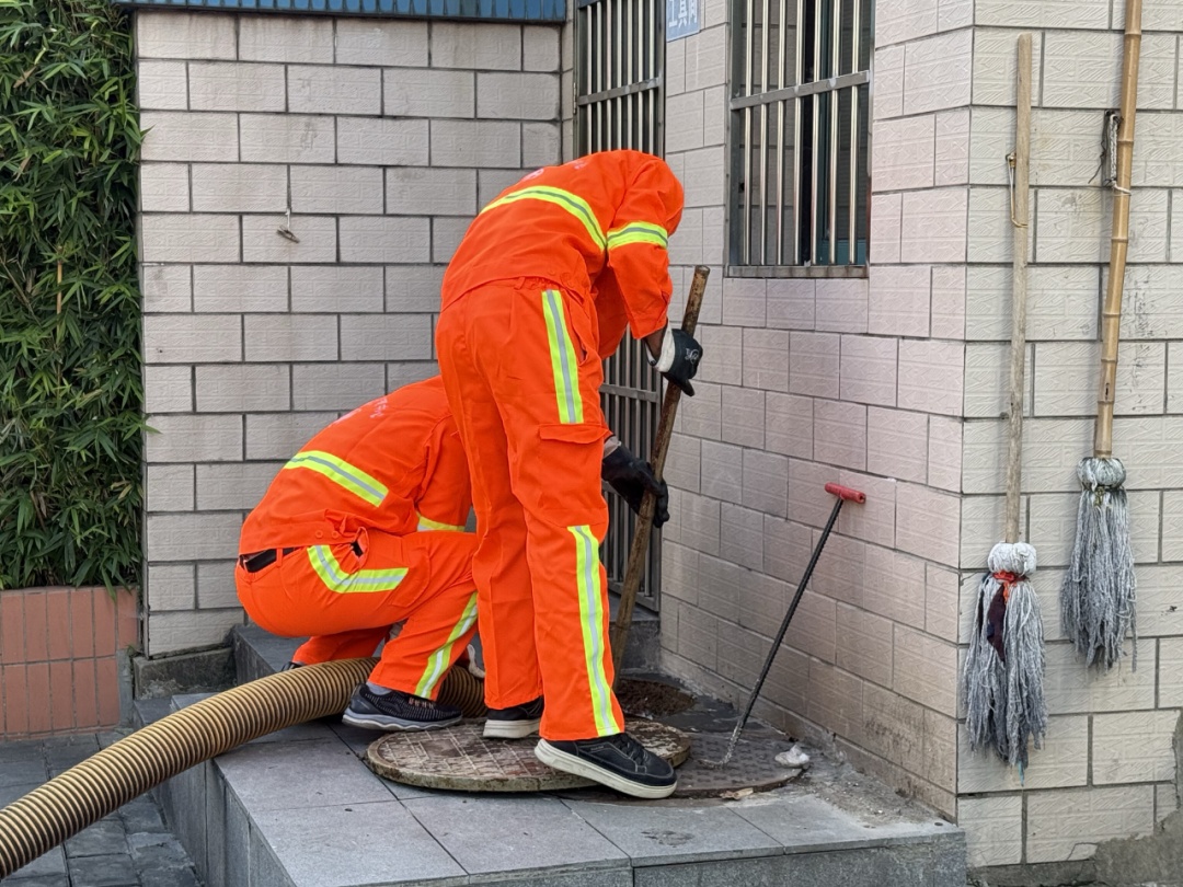 这份没人愿意干的活，他会一直干下去……