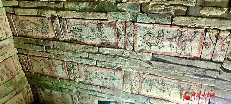 何以中国·壁画里的中国｜嘉峪关“地下画廊”再现千年烟火