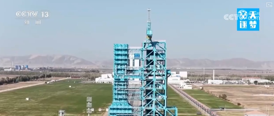 他们“铆在发射场，钉在塔架上，守在火箭旁”托举星辰……