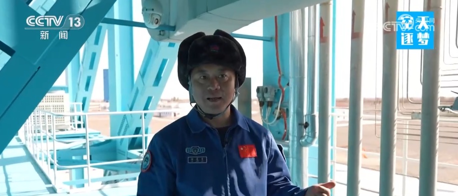 他们“铆在发射场，钉在塔架上，守在火箭旁”托举星辰……