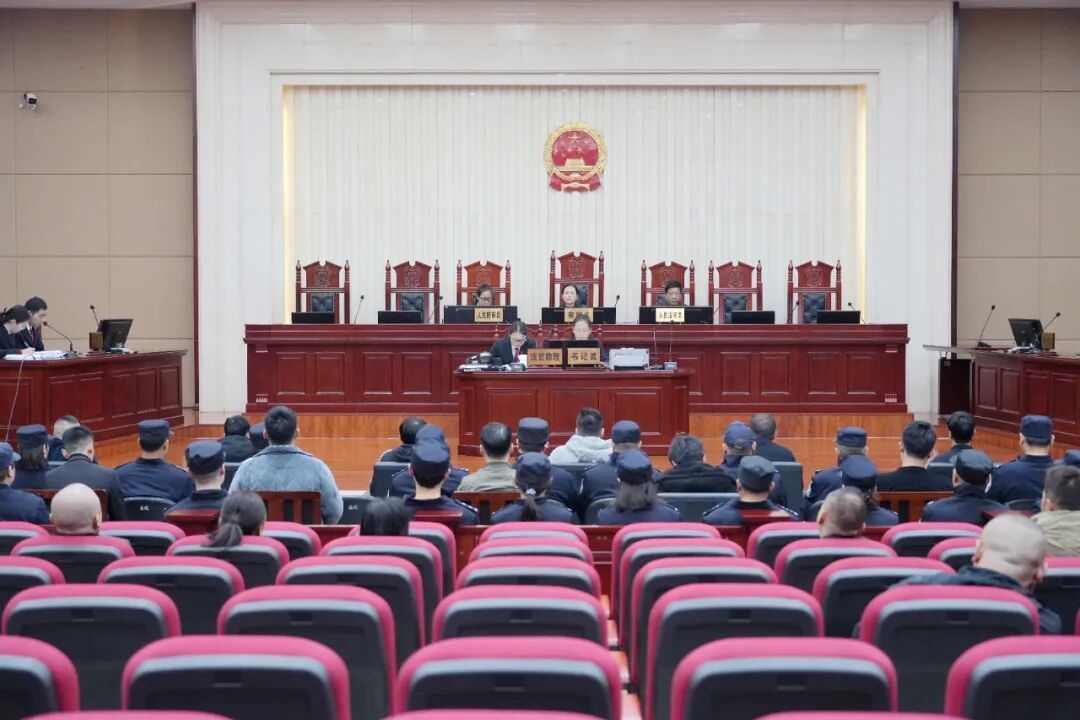 湖南临澧警方捣毁一境外涉诈窝点,13人被判刑 湖南临澧警方捣毁一境外涉诈窝点,13人被判刑