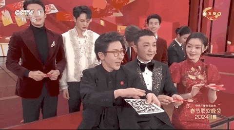 刘谦抗癌成功后近况,透露年底行程:会有跟过年有关的活动,在保密中 刘谦抗癌成功后近况,透露年底行程:会有跟过年有关的活动,在保密中