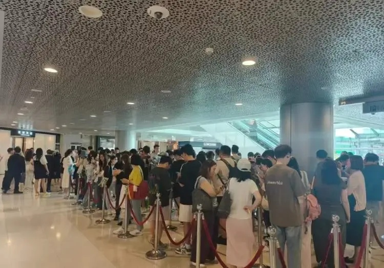 女子清洗金手镯,竟被洗掉5克黄金?! 女子清洗金手镯,竟被洗掉5克黄金?!