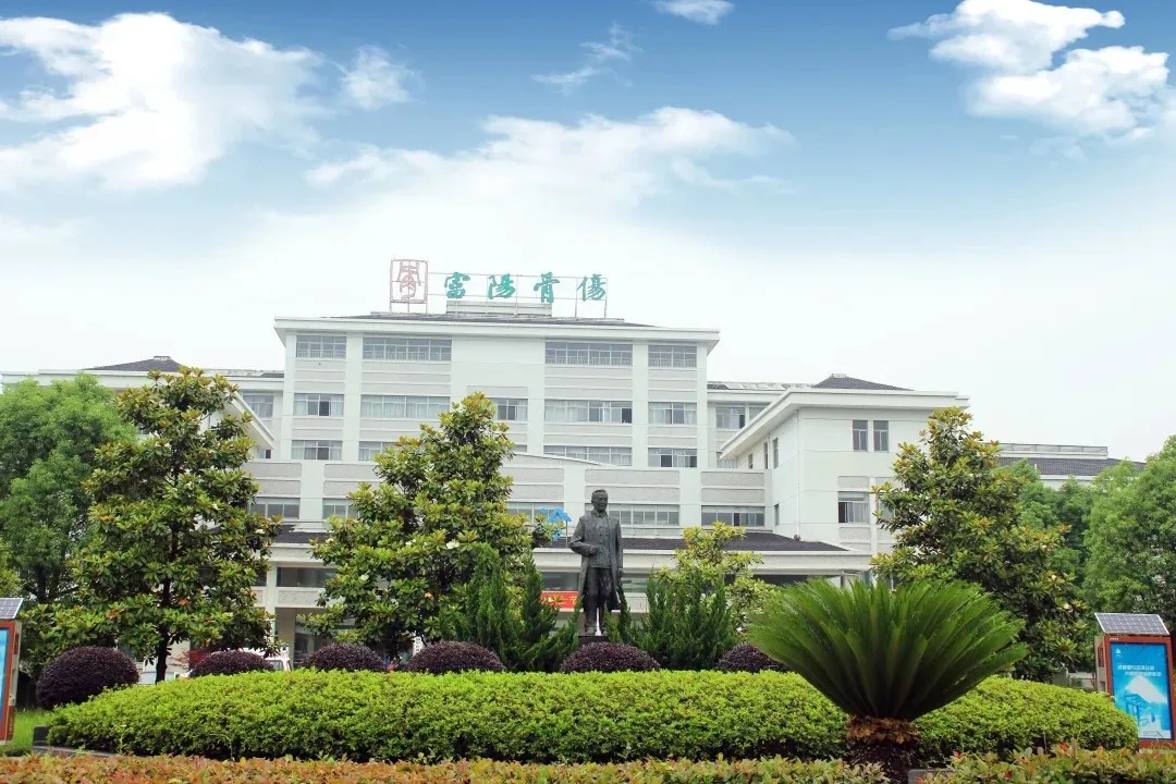 杭州一男子,下车瞬间腰“折”了!与这个爱好有关! 杭州一男子,下车瞬间腰“折”了!与这个爱好有关!