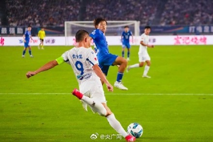 220万人抢苏超决赛门票中签率仅1% 220万人抢苏超决赛门票中签率仅1%