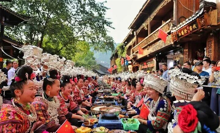 “每一只鸡都有它的使命”,贵州人到底有多爱吃鸡? “每一只鸡都有它的使命”,贵州人到底有多爱吃鸡?
