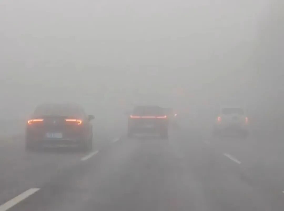 河南75条大雾预警生效中！省内部分高速禁止所有车辆上站