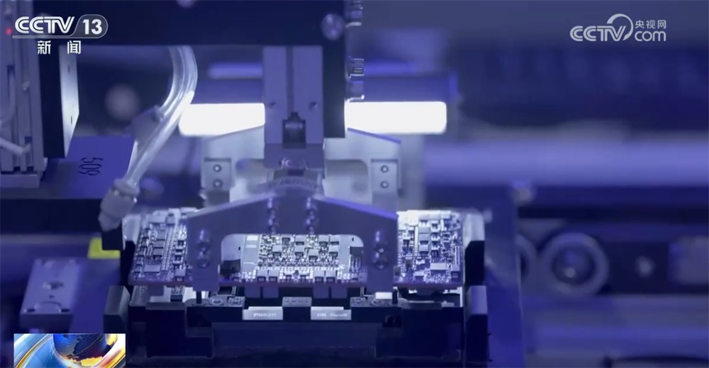 从硬核数据透视三季度工业经济“压舱石”作用凸显 机器人制造“表现”抢眼 从硬核数据透视三季度工业经济“压舱石”作用凸显 机器人制造“表现”抢眼