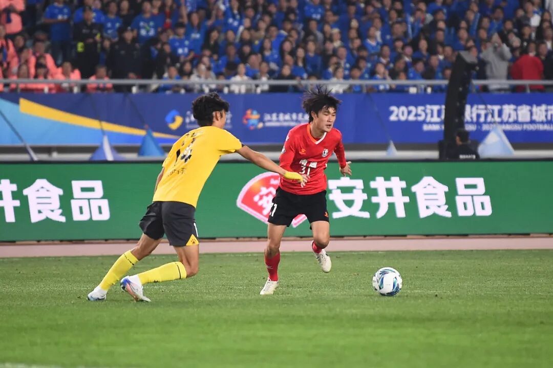 泰州队,“苏超”冠军! 泰州队,“苏超”冠军!