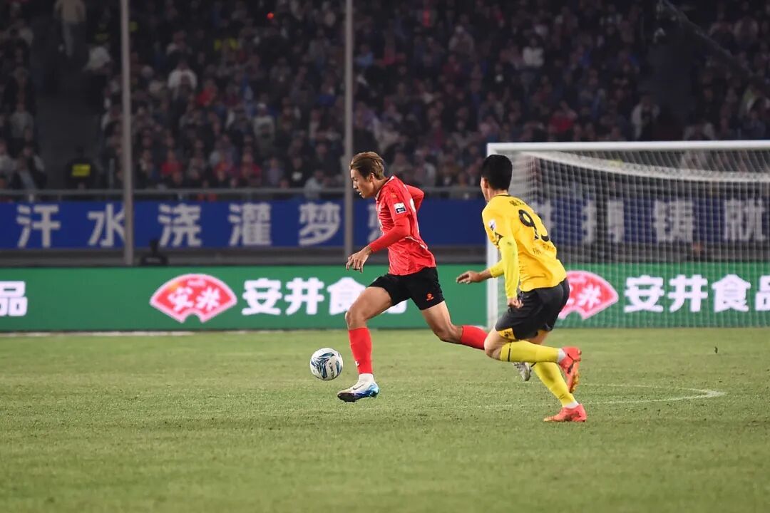 泰州队,“苏超”冠军! 泰州队,“苏超”冠军!