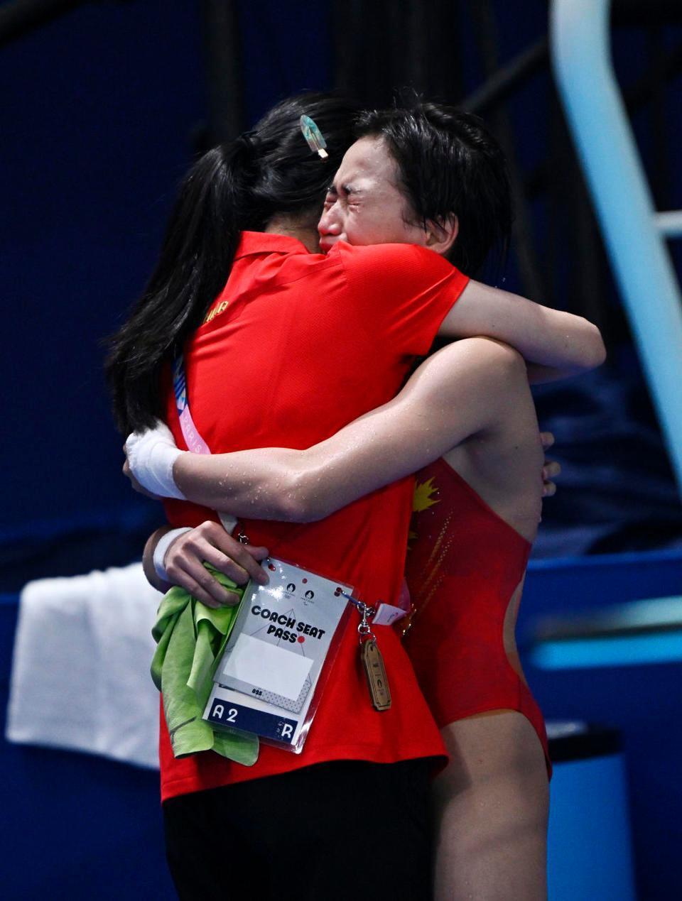 时隔183天后复出夺冠,全红婵这6个月都经历了什么? 时隔183天后复出夺冠,全红婵这6个月都经历了什么?