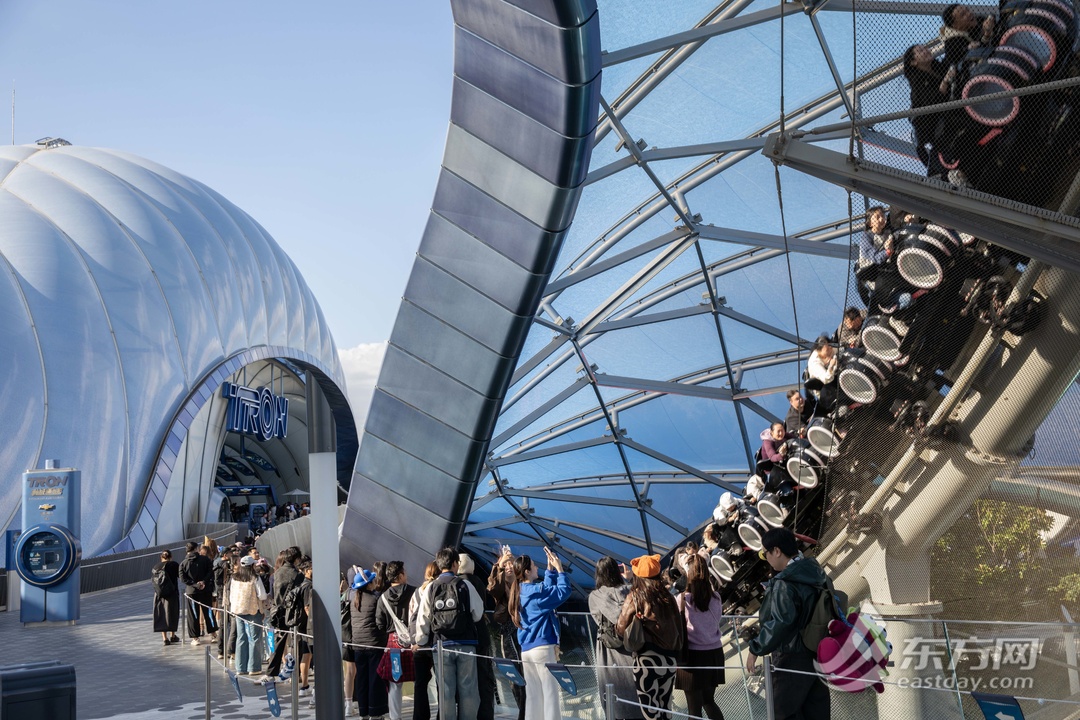 上海迪士尼重磅官宣！开园九年接待游客量破亿，将新建第四座主题酒店