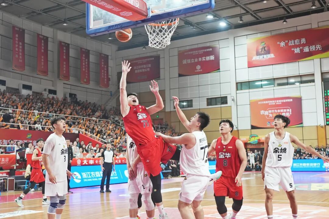11月2日晚“浙BA”杭州队再胜诸暨队，余姚队逆转翻盘金华队