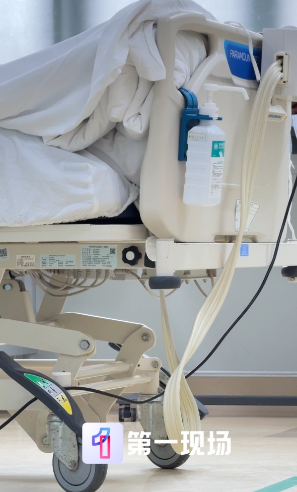 36岁外卖小哥喝完多瓶饮料后,突然中毒进ICU!很多人都在喝…… 36岁外卖小哥喝完多瓶饮料后,突然中毒进ICU!很多人都在喝……