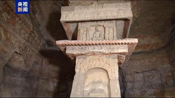 为给石窟“写档案” 云冈石窟第1、2窟封闭至12月底 为给石窟“写档案” 云冈石窟第1、2窟封闭至12月底