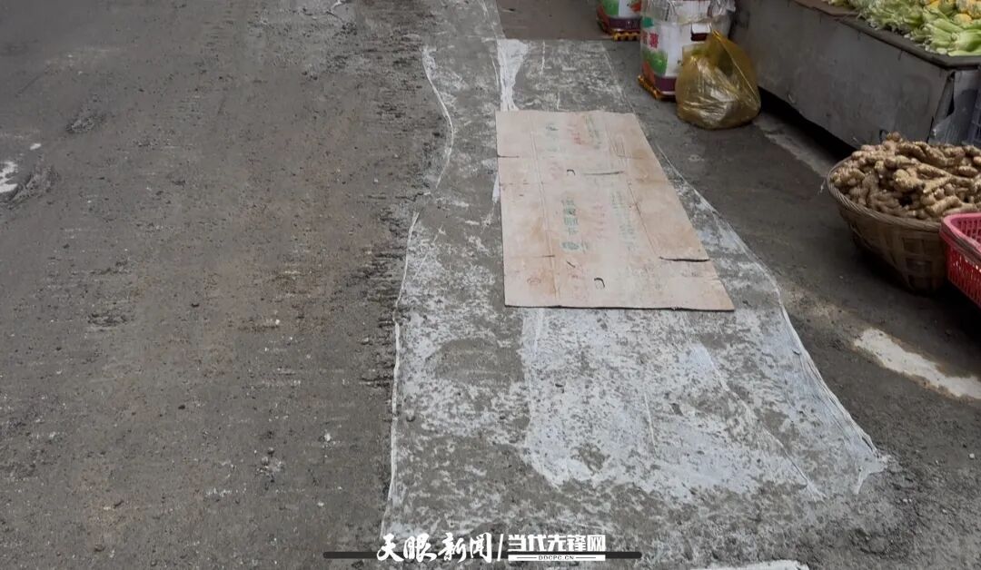 贵阳一条路半年挖三次，居民：不能一次修完？