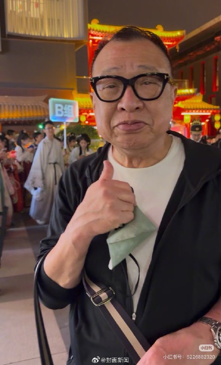 许绍雄女儿悼念父亲77岁生忌 许绍雄女儿悼念父亲77岁生忌