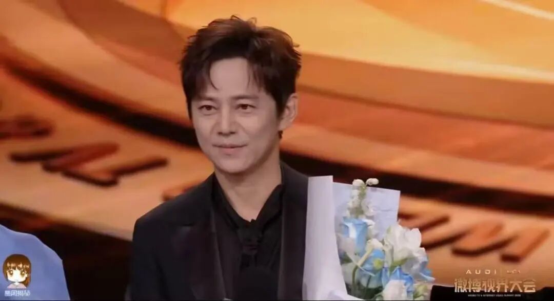 51岁何炅回应:“最近谣传我有衰老焦虑” 51岁何炅回应:“最近谣传我有衰老焦虑”