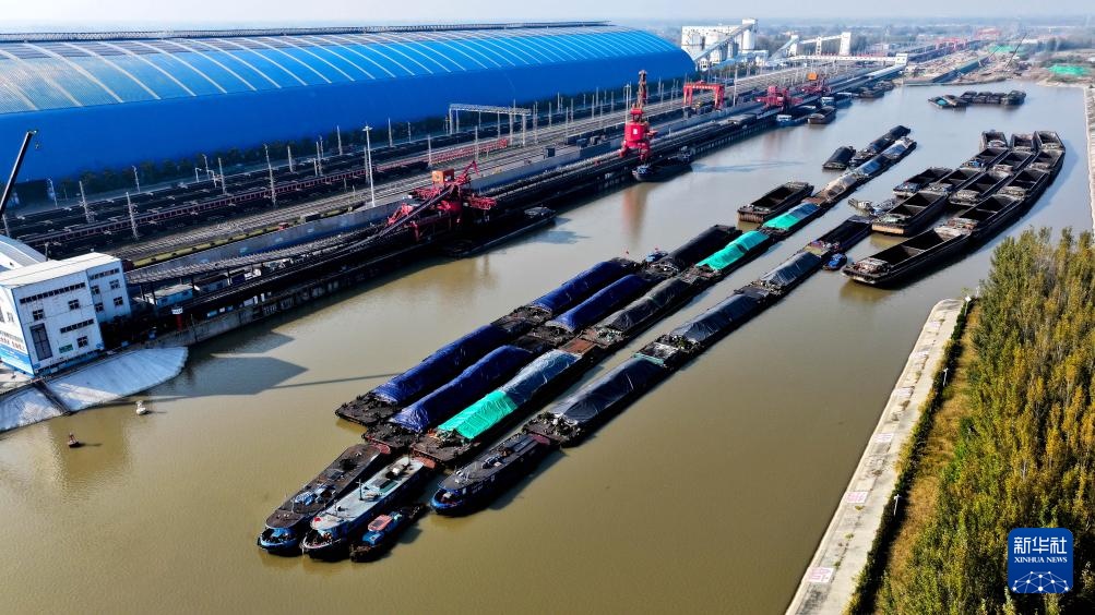 济宁港航梁山港煤炭保供忙 济宁港航梁山港煤炭保供忙