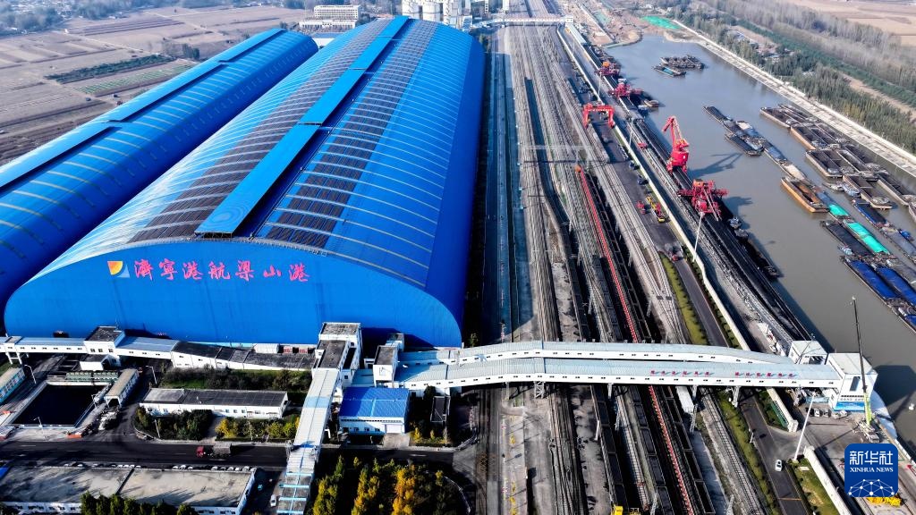 济宁港航梁山港煤炭保供忙 济宁港航梁山港煤炭保供忙