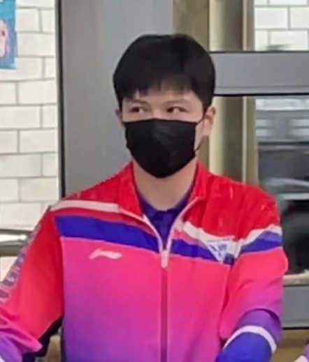 十五运乒乓球男女单打签表出炉：樊振东王楚钦同处一个半区；孙颖莎王曼昱分属上下半区