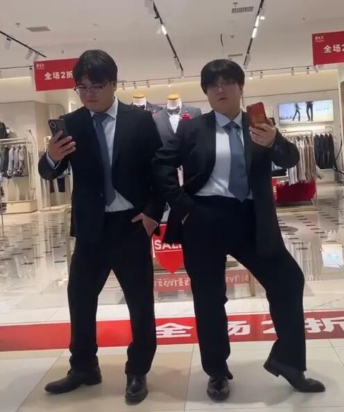 “史上最相似夫妻”被网友建议查DNA,当事人:刚认识时不像,后来越长越像 “史上最相似夫妻”被网友建议查DNA,当事人:刚认识时不像,后来越长越像