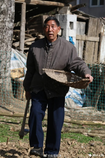 88岁扶贫书记离世卡里只剩38元，致敬！一路走好！