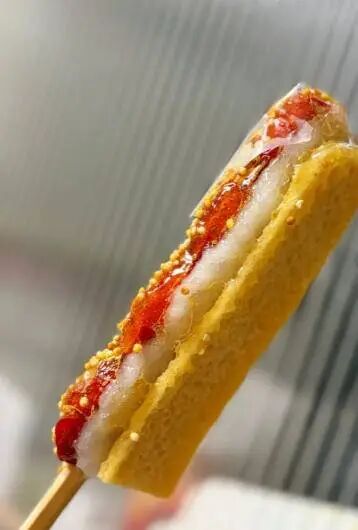 奶皮子糖葫芦吃出“糖化”问题！医生提醒：这几类人群需谨慎食用