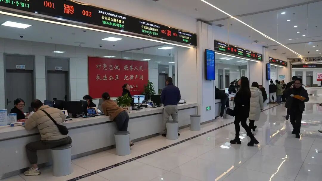 副驾驶没人扣3分？超速全部改扣6分？交警部门回应