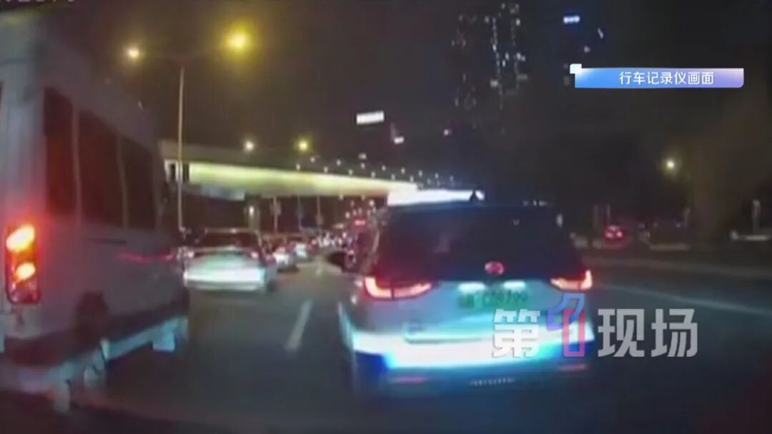 一岁男童误吞水银!紧急提醒→ 一岁男童误吞水银!紧急提醒→