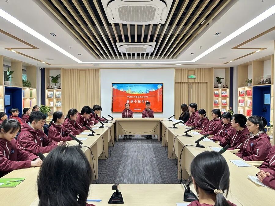 孩子上网随手发可能违法?上海专家提醒:这种地方“容易出大事” 孩子上网随手发可能违法?上海专家提醒:这种地方“容易出大事”