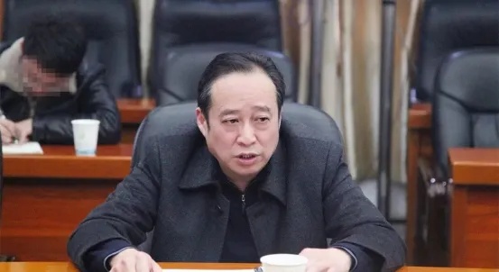 湖南省益阳市委原二级巡视员邓正安被公诉，曾被批违规决策造成重大损失