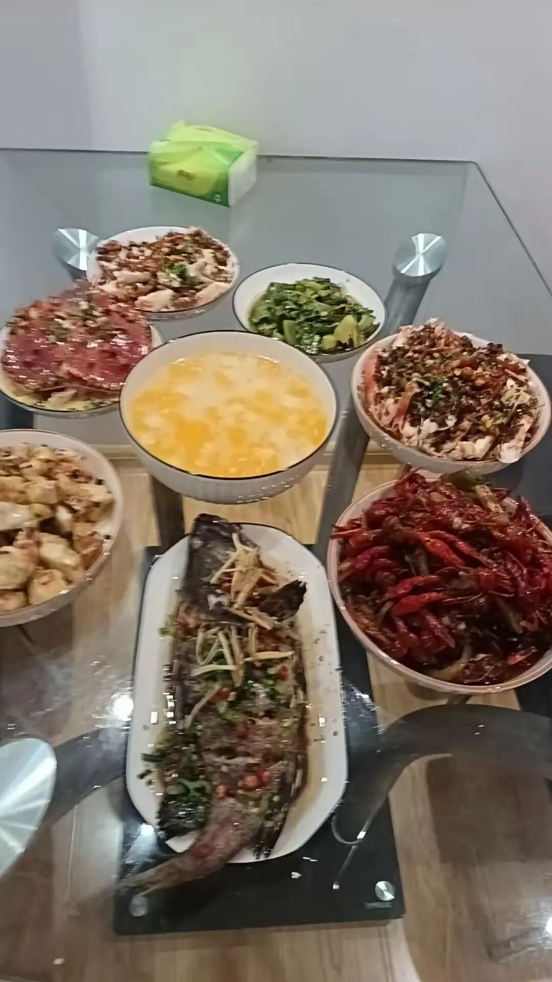 突然爆火！阜阳大姐最近忙疯，一天能赚600元！有人提前3天预约抢…