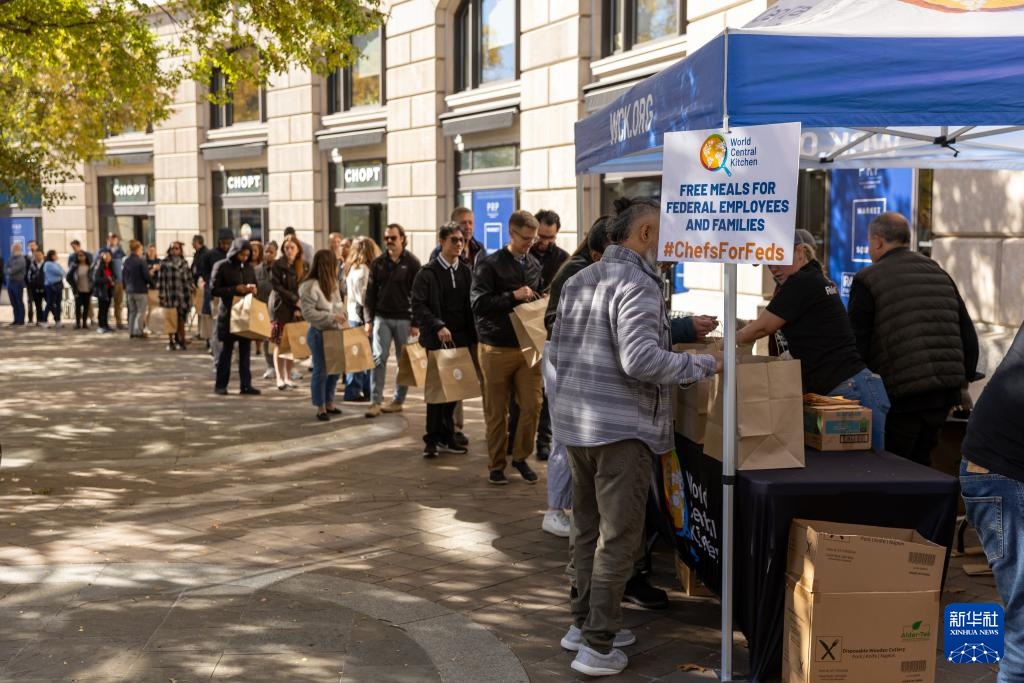 美国联邦政府“停摆”创纪录