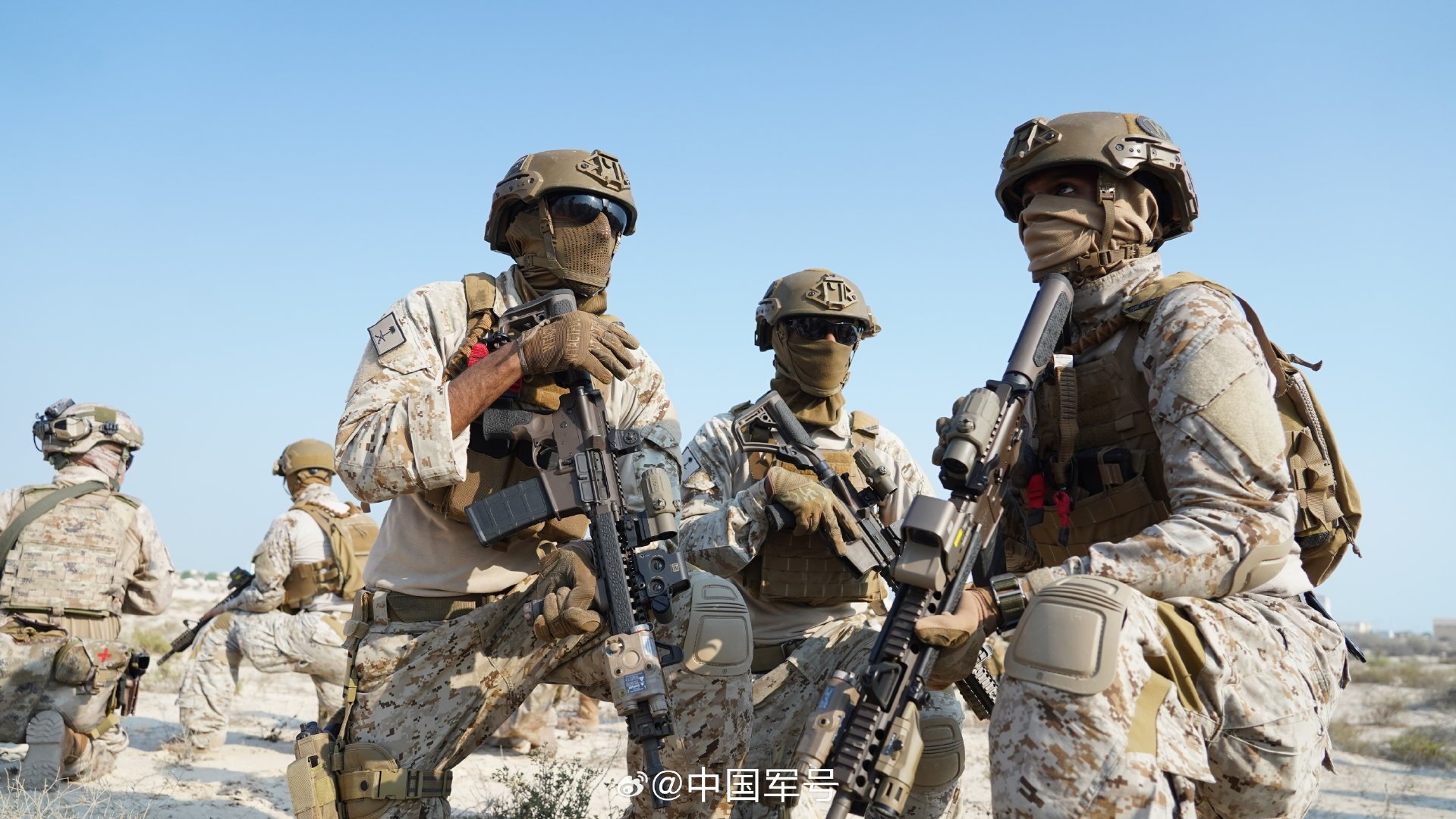 大场面来了!中沙“蓝剑-2025”海军联合训练现场 大场面来了!中沙“蓝剑-2025”海军联合训练现场