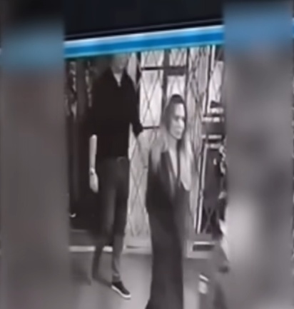 安吉丽娜·朱莉随行保镖被乌克兰征兵部门带走 安吉丽娜·朱莉随行保镖被乌克兰征兵部门带走