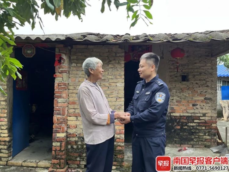 泪目！一七旬老人蹬6小时三轮车，辗转10余公里，只为说声“谢谢”