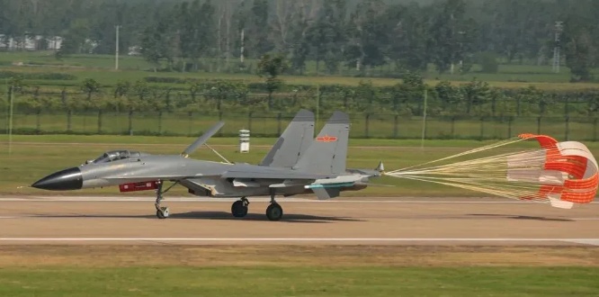 战机编队 昼夜鏖战 一组硬核训练大图来袭 战机编队 昼夜鏖战 一组硬核训练大图来袭