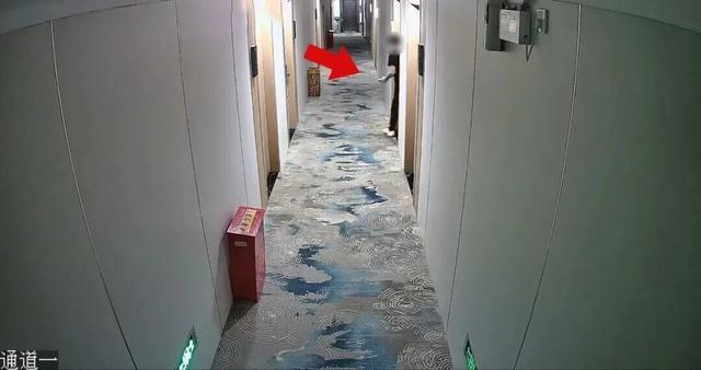温柔男友秒变贼?争执后他溜进房间道歉,女子手机不翼而飞! 温柔男友秒变贼?争执后他溜进房间道歉,女子手机不翼而飞!