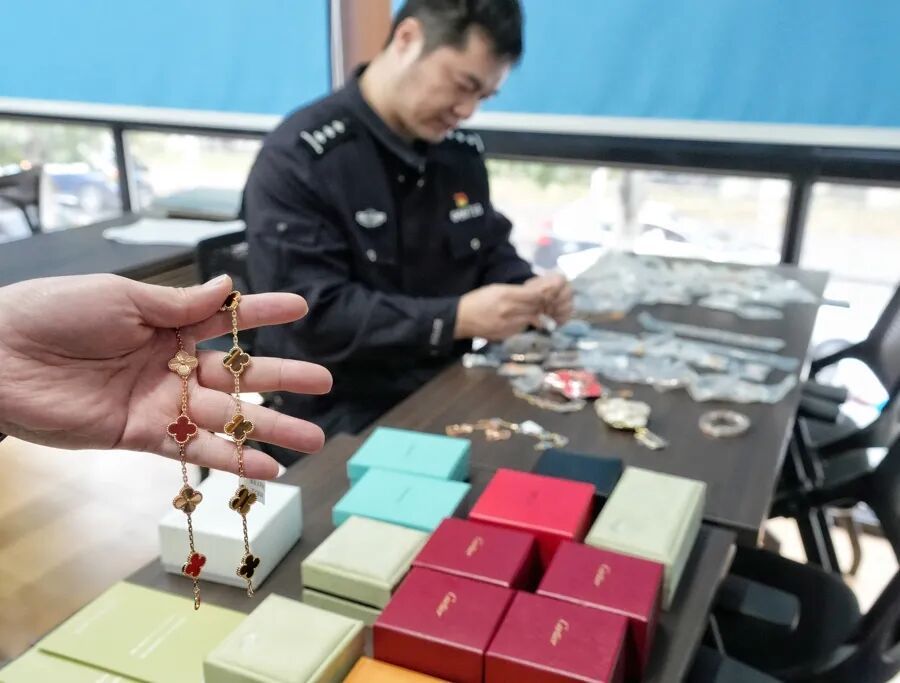 上海披露：22人被抓！顶级奢侈品巨头发来感谢信→
