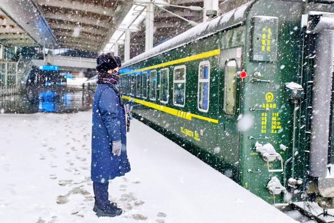 暴雪!铁路部门启动应急预案 暴雪!铁路部门启动应急预案
