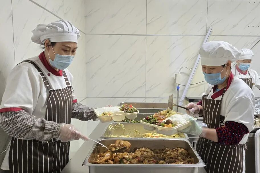 暴雪!铁路部门启动应急预案 暴雪!铁路部门启动应急预案