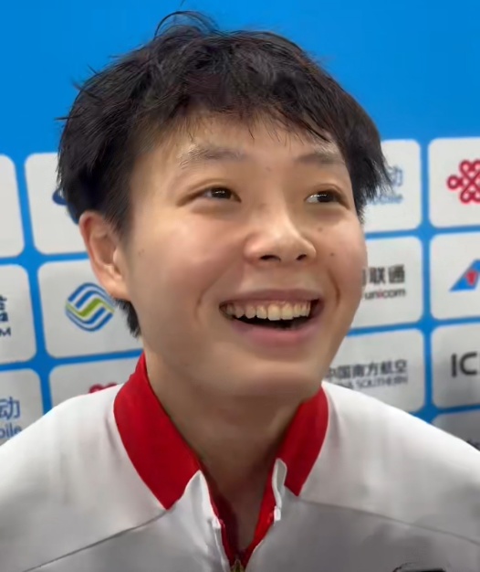 陈艺文/林珊,冠军!广东跳水队十五运会第5金到手,台下一幕太动人 陈艺文/林珊,冠军!广东跳水队十五运会第5金到手,台下一幕太动人