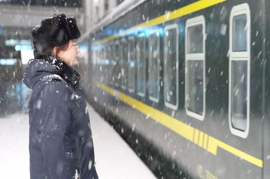 暴雪!铁路部门启动应急预案 暴雪!铁路部门启动应急预案