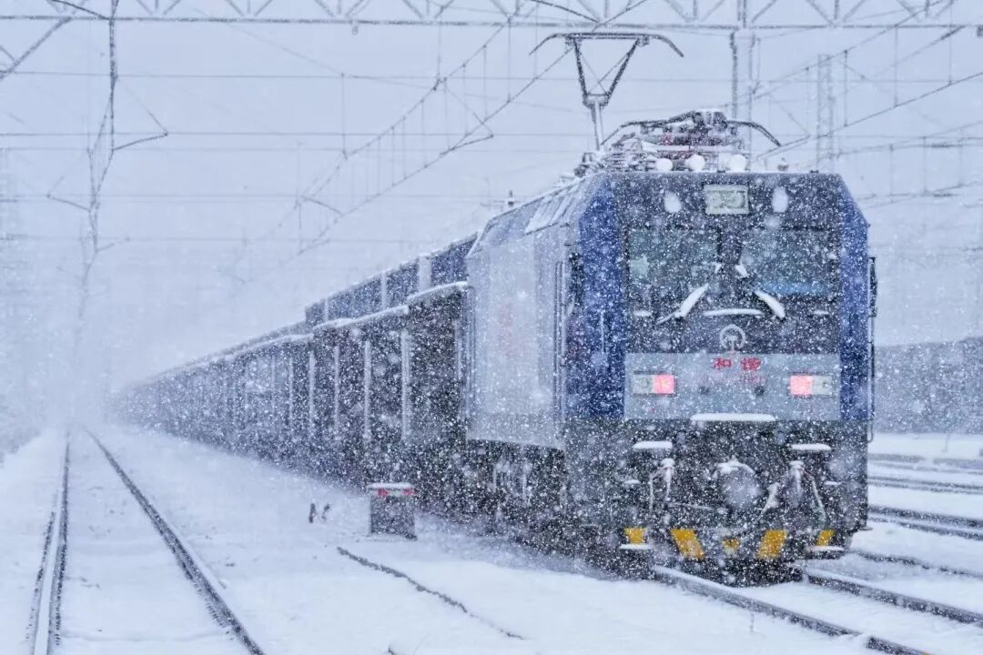 暴雪!铁路部门启动应急预案 暴雪!铁路部门启动应急预案