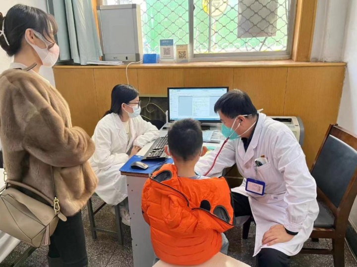 阳性率上升!除了流感,这种病毒也开始高发,目前尚无特效药 阳性率上升!除了流感,这种病毒也开始高发,目前尚无特效药