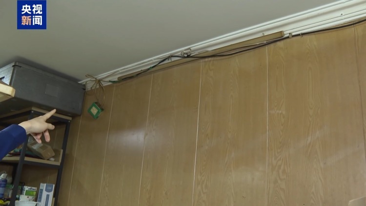 插线板超负荷有多危险？两分钟即着火