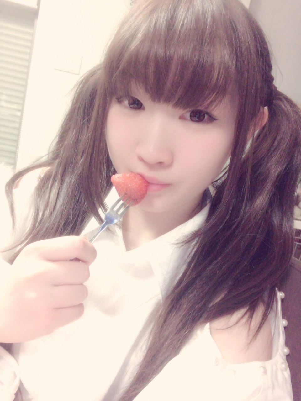 日本57岁男子为女偶像花光退休金,被要求打工,情绪失控刺死对方 日本57岁男子为女偶像花光退休金,被要求打工,情绪失控刺死对方