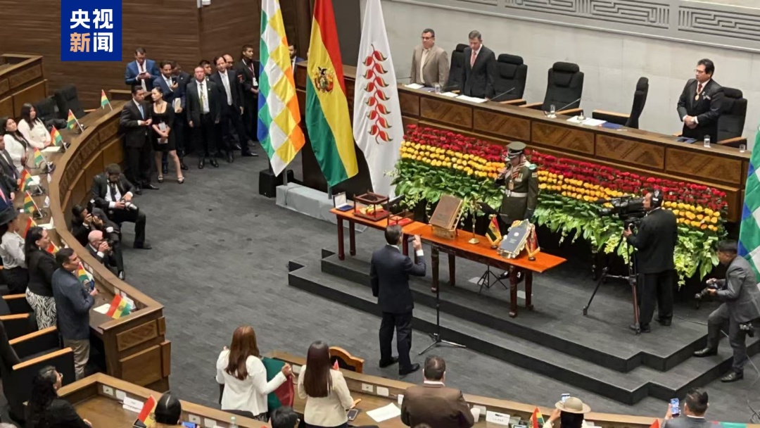 罗德里戈·帕斯·佩雷拉宣誓就任玻利维亚总统 罗德里戈·帕斯·佩雷拉宣誓就任玻利维亚总统