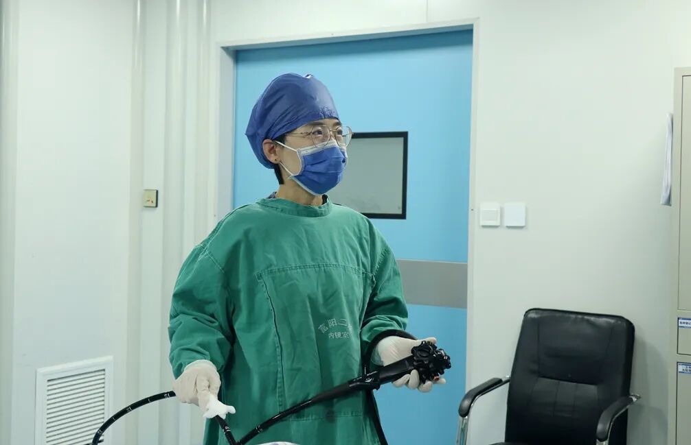 家门口发现人参，杭州男子直接生吃半根！结果出大事了